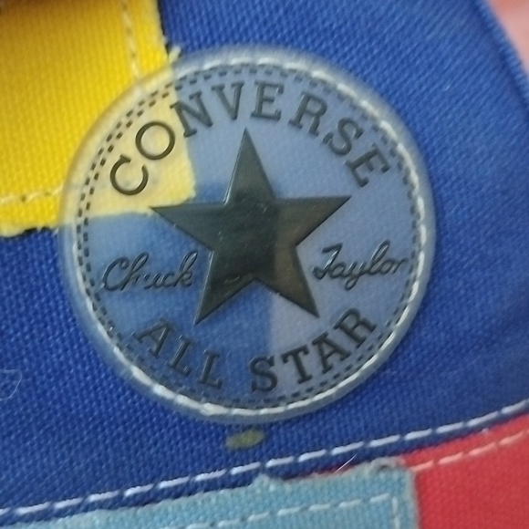 Kids - Converse Chuck Taylor Sneakers - Size US 1 - Unisex - Picture 5 of 6